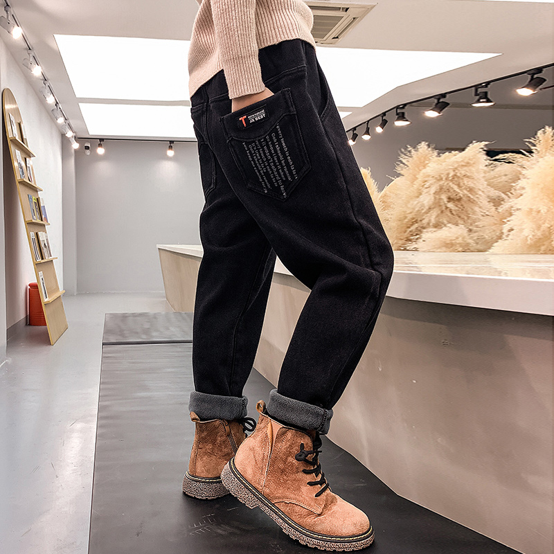 中大童男童牛仔裤软秋冬款黑色加绒厚儿童休闲裤宽松胖童弹力长裤