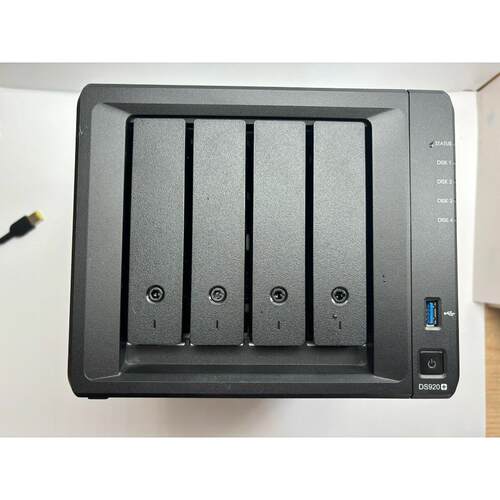 议价群晖DS920+，目前最主力的NAS机型.