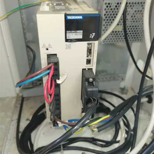 议价《议价》伺服驱动器SGD7S-7R6A00A002