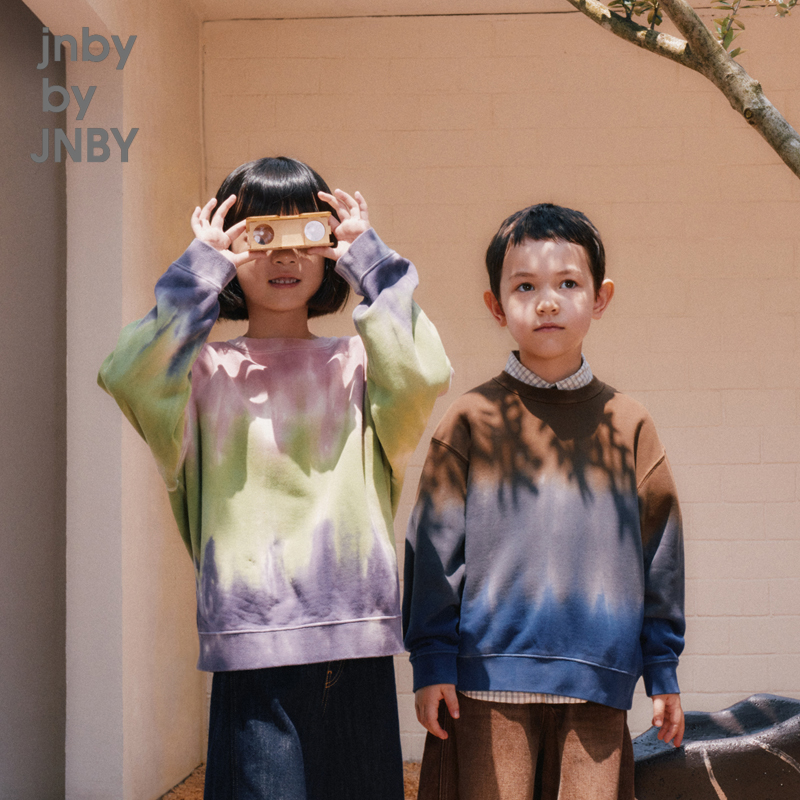 采用优质毛圈布制作，柔软舒适，耐久度高