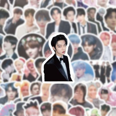 TXT明星贴纸韩国偶像ins高颜值周边创意装饰手机水杯手账防水贴画