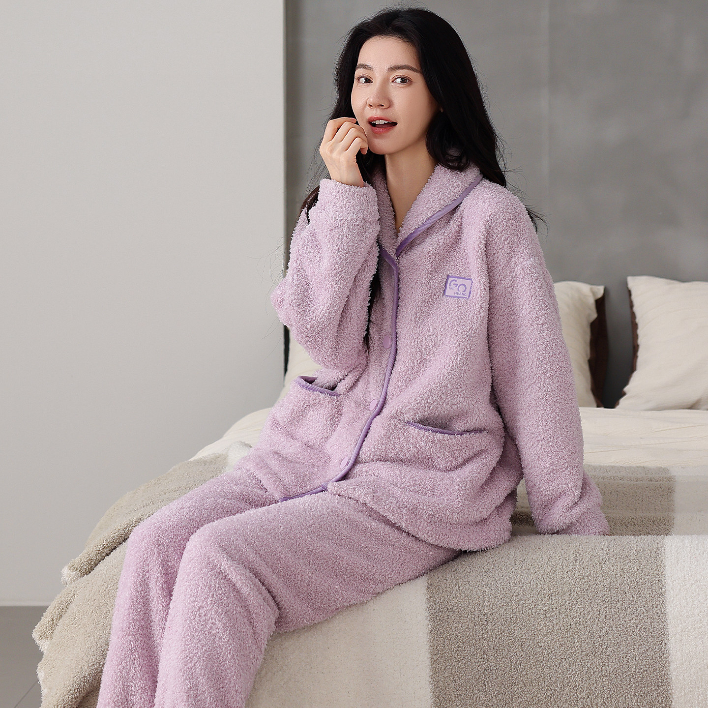 新款睡衣女款冬季珊瑚绒加厚加绒法兰绒女士大码时尚家居服秋冬天