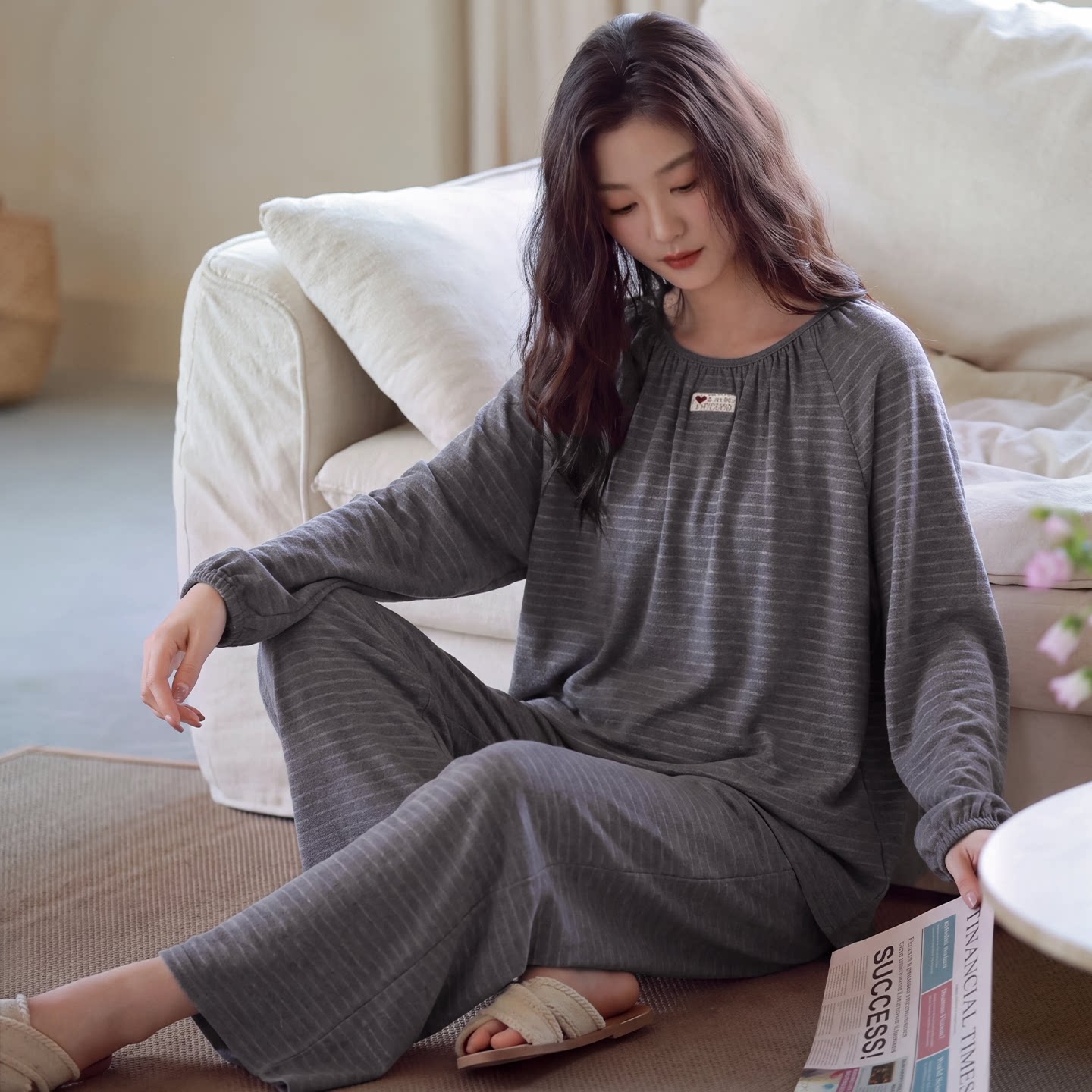 2026秋冬季德绒保暖睡衣女长袖舒适亲肤加厚条纹控圆领家居服套装