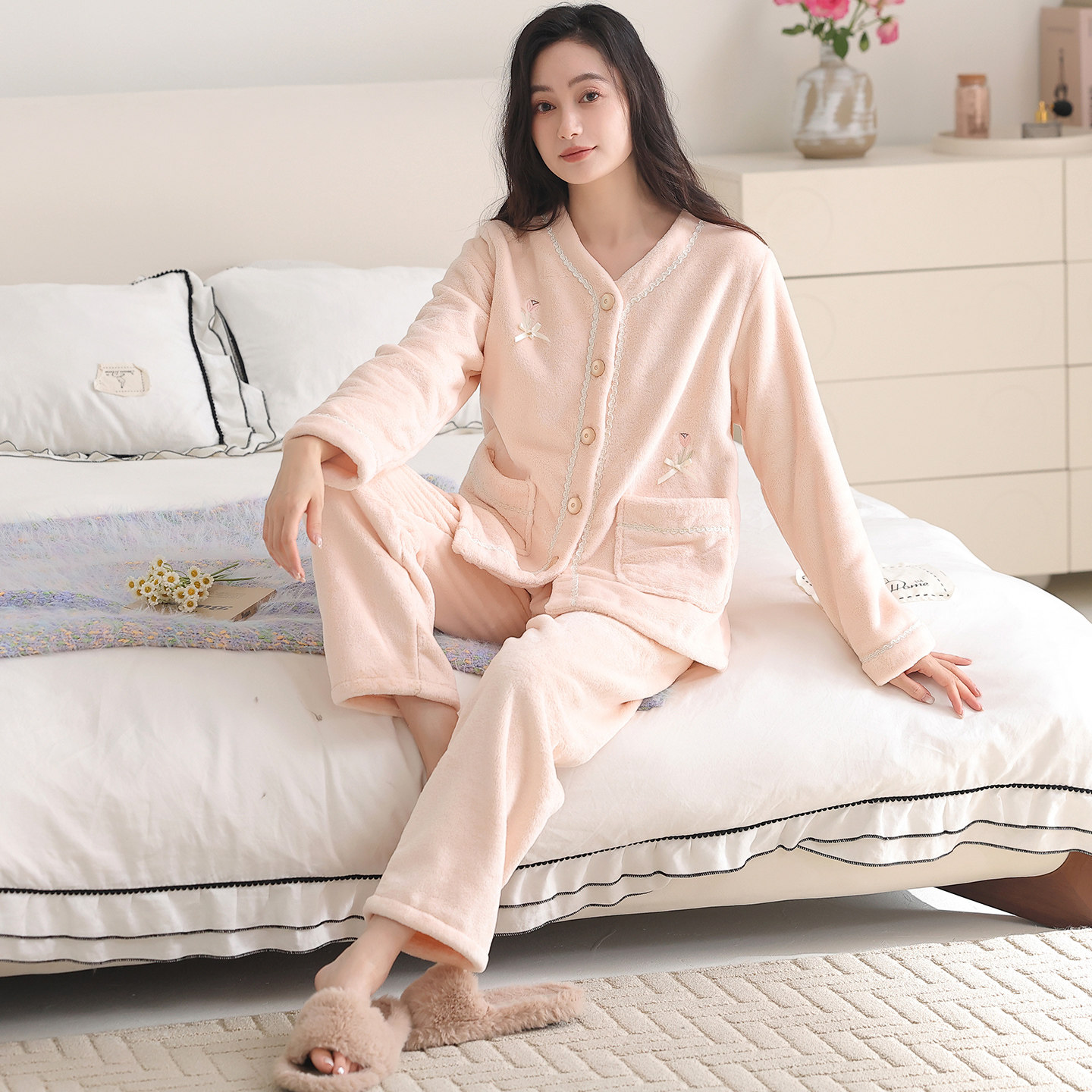 黛巧奴女加绒保暖家居服可外穿