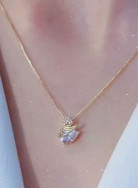 上新小天鹅吊坠项链轻奢小众精致不掉色夏天2022年新款百搭锁骨链