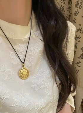 超闪镂空福字莲花八宝罗盘圆盘黑绳项链网红爆款金色福字罗盘项链