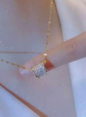 精致小蛮腰项链女轻奢小众高级感设计2022年新款吊坠锁骨链毛衣链