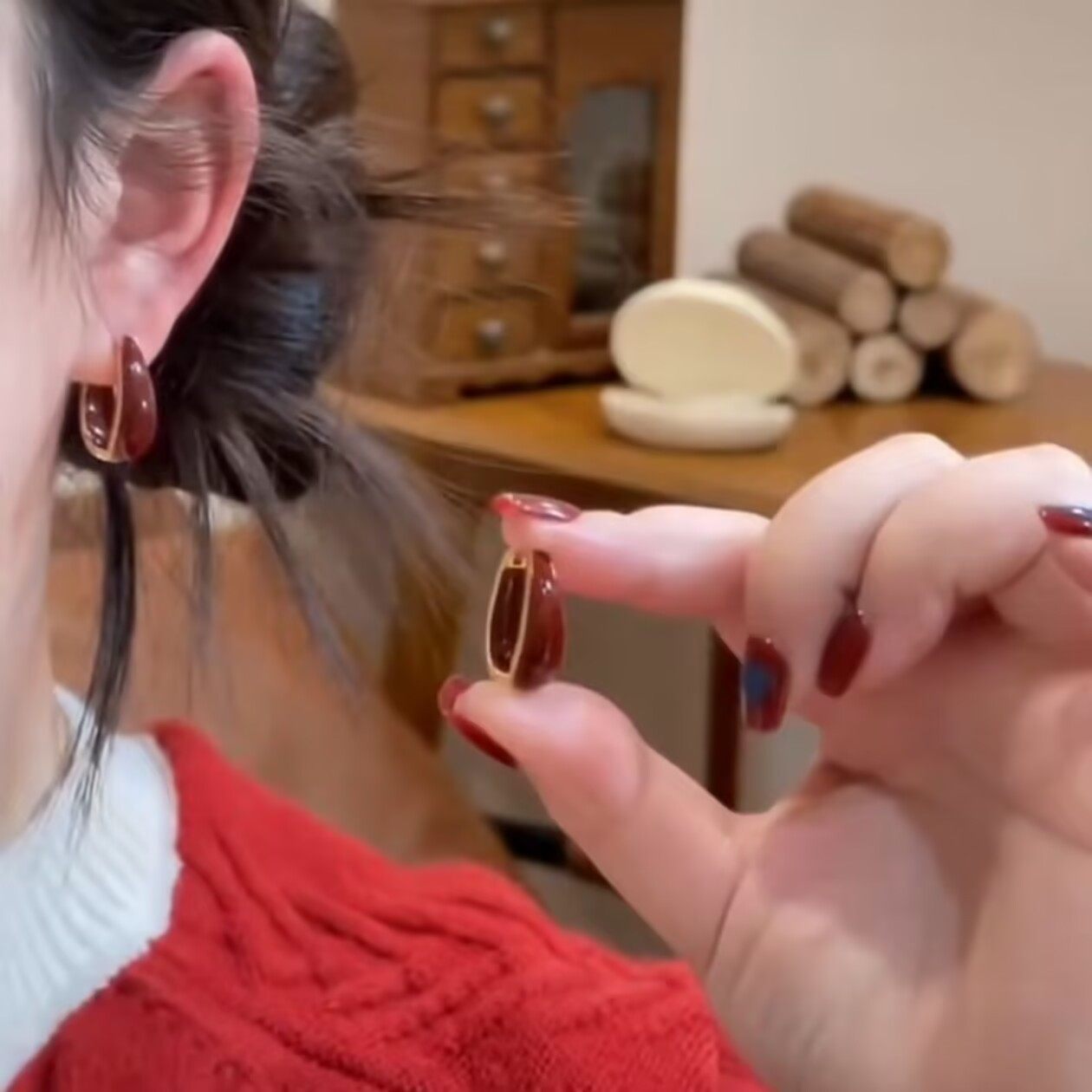 法式复古撞色双面水滴耳扣耳圈女轻奢高级感百搭耳环小众气质耳饰,饰品/流行首饰/时尚饰品新,耳环,淘宝优惠券,粉丝福利购,淘宝优惠卷