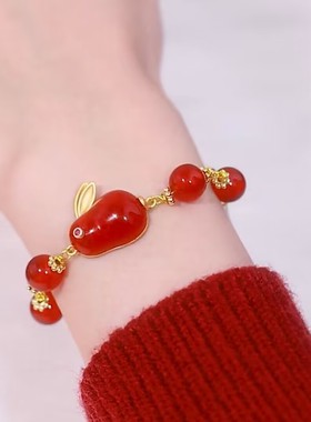 网红爆款红色兔子手链女抖音同款轻奢气质精致百搭本命年生肖手串