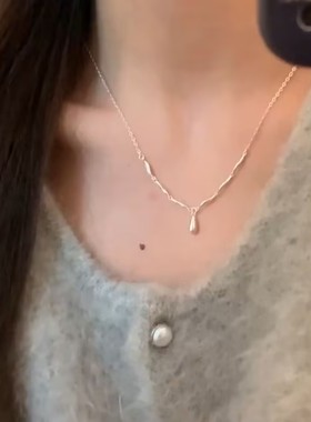 时尚银色波纹水滴项链女新款小众设计高级感轻奢百搭精美项链女