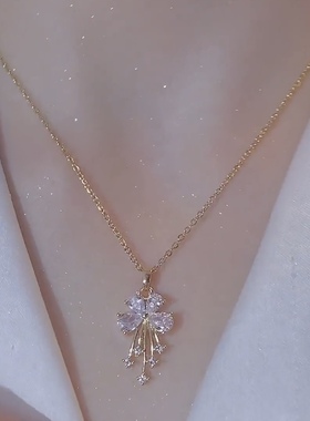 蝴蝶结微镶四钻项链女生轻奢小众设计锁骨链2022新款颈链气质百搭