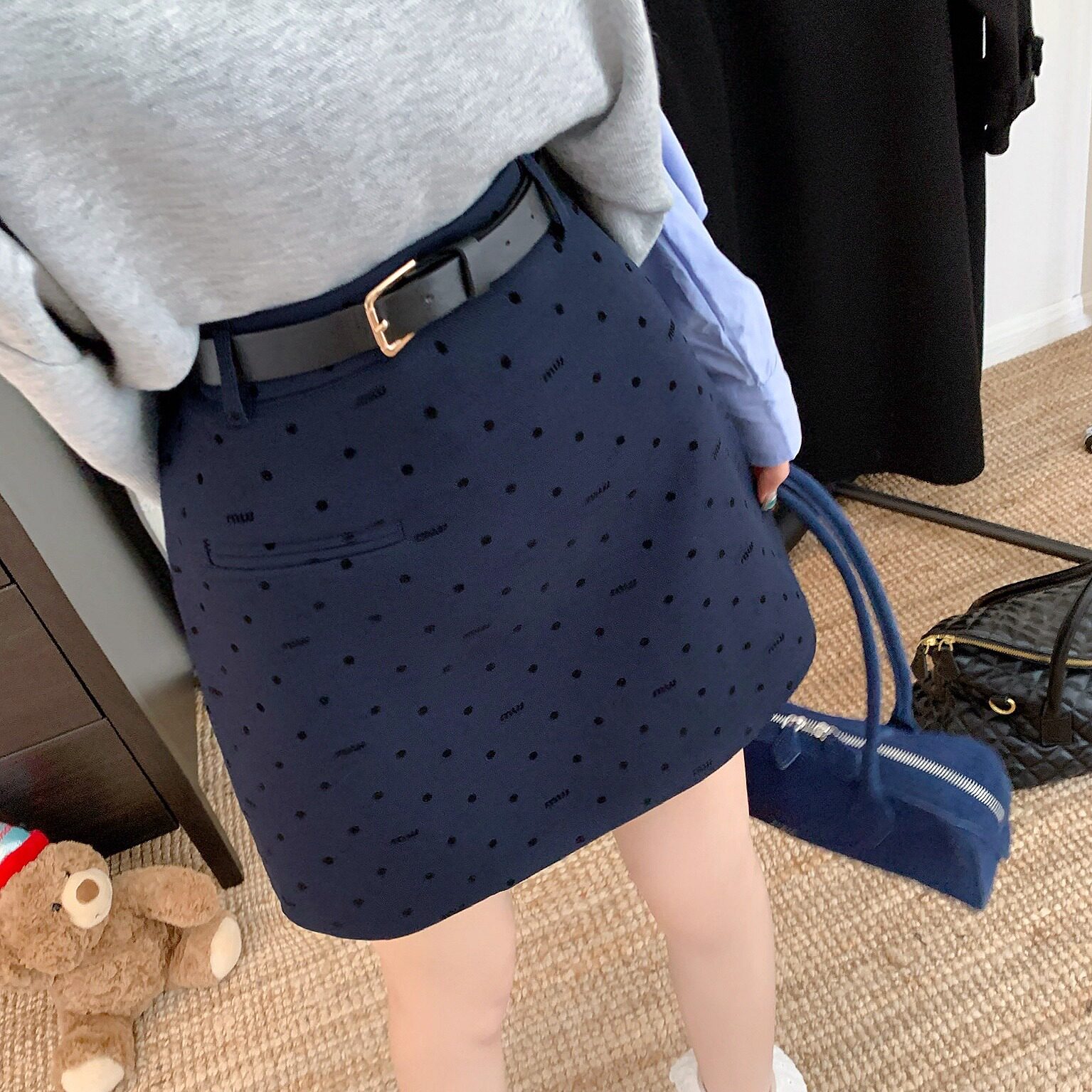 miu系波点短裙藏青色半身裙裙裤大码显瘦气质A字裙女秋新款包臂裙