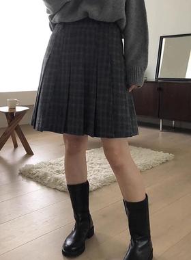 毛呢胯大腿粗中长款百褶裙大码灰色格子a字裙女冬季配靴子半身裙