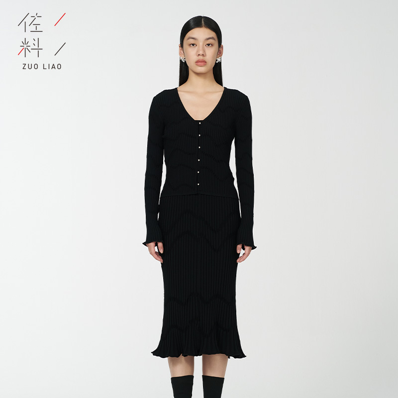 佐料修身优雅针织连衣裙