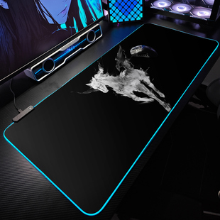 发光鼠标垫fps专用电竞游戏键盘垫极简风马超大号电脑桌垫滑鼠垫