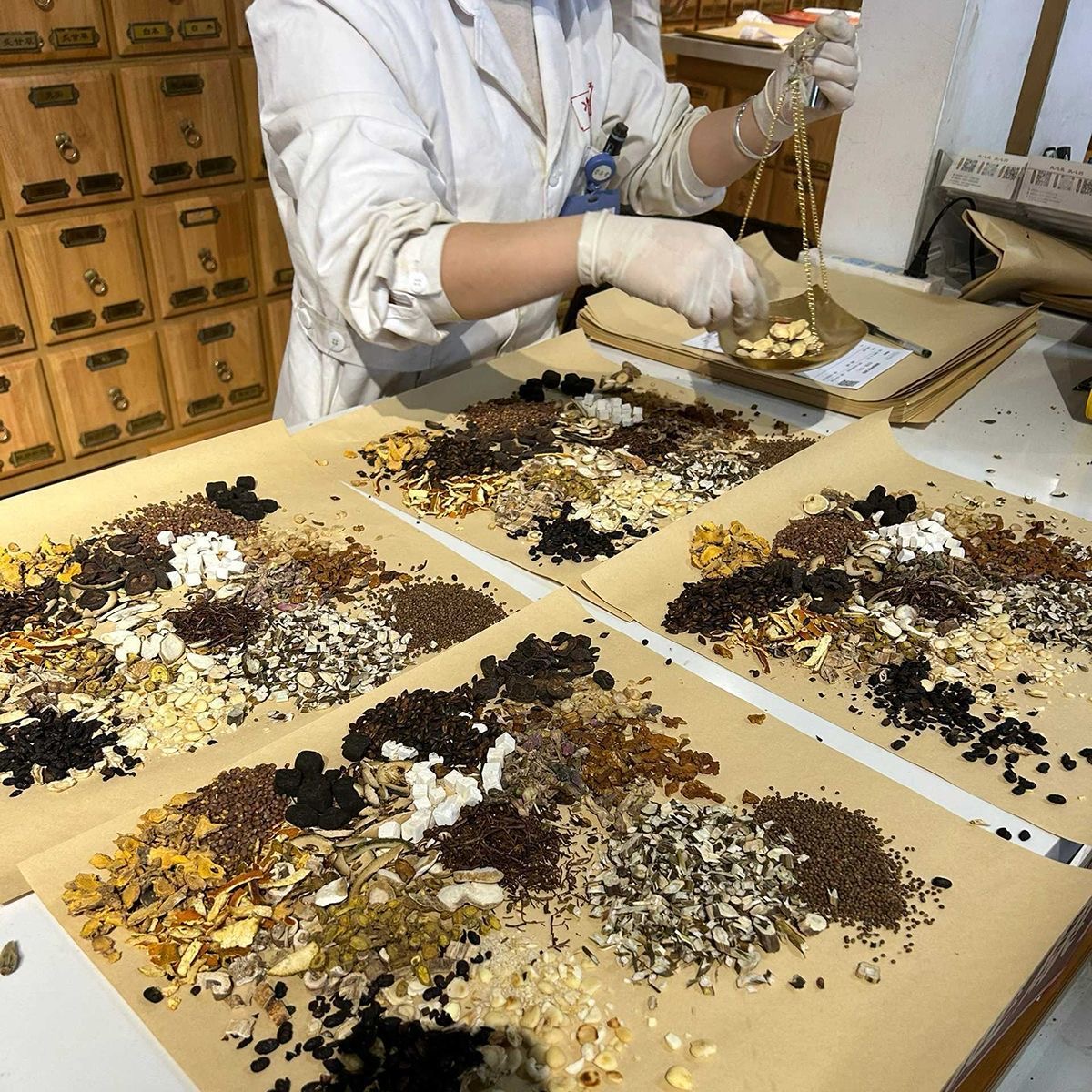 胸部草本配制调理先平胸产后干瘪下垂松弛提拉