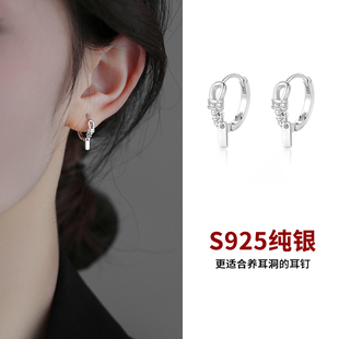 爆款 925純銀耳圈小眾設(shè)計(jì)耳環(huán)輕奢2025新款 耳釘女春夏耳飾銀耳扣