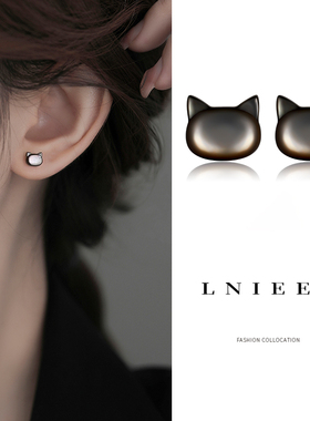 999纯银黑色猫咪耳钉女养耳洞防堵针耳环气质甜美可爱贝母耳饰品