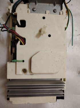 30138770格力凯迪斯室外机变频主板GRJW826-A2 V1电器盒02603507