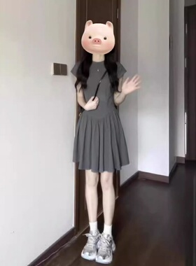 法式灰色短袖t恤连衣裙子女收腰气质设计感小众个子休闲短裙夏季