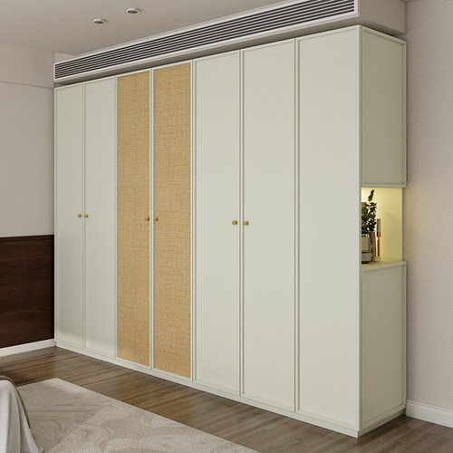 高端法式奶油风实木心衣柜工厂店