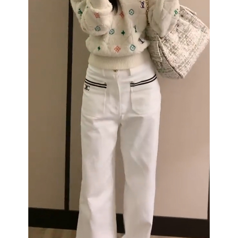 气质白色双口袋刺绣阔腿牛仔裤女