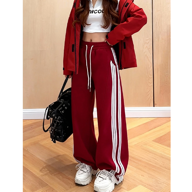 红色侧条纹弯刀休闲裤女