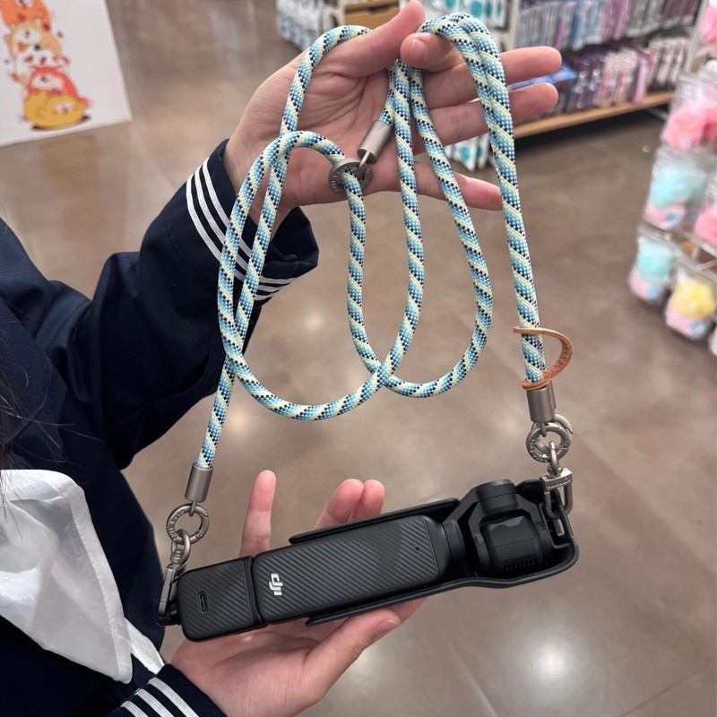 大疆pocket3挂脖挂绳斜挎手提镜头固定保护套户外便携防摔防丢绳