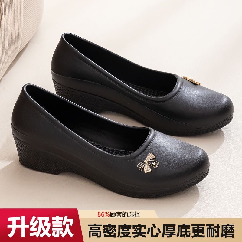 女士韩版短筒雨鞋浅口厨房工作百搭外穿软底一体轻便耐磨防滑胶鞋