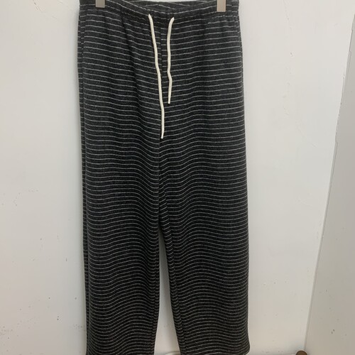 实体店精品女装2025冬季新款时尚休闲百搭松紧腰条纹显瘦卫裤