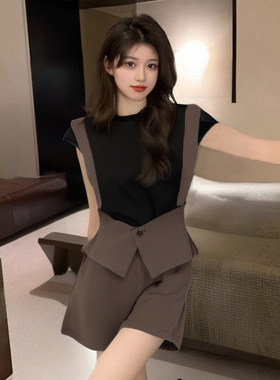 2026春季新款女轻熟风设计感背带马甲短裤两件套干练套装D2157
