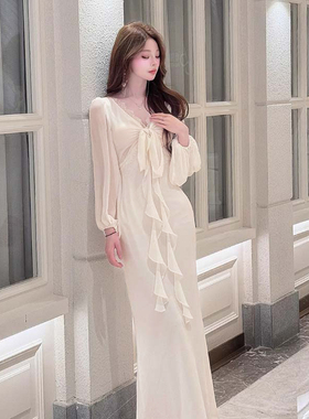 有里布深v飘带连衣裙度假风蕾丝拼接包臀鱼尾裙纯色长裙D3283