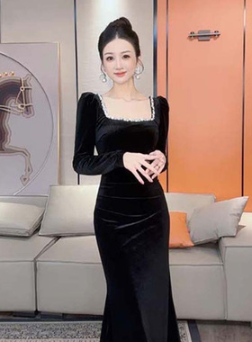 2026春季新款气质百搭收腰方领包臀裙女神款鱼尾连衣裙D3550