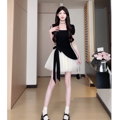 新品网纱连衣裙2026夏季撞色褶皱收腰拼接设计感气质连衣裙 D1662