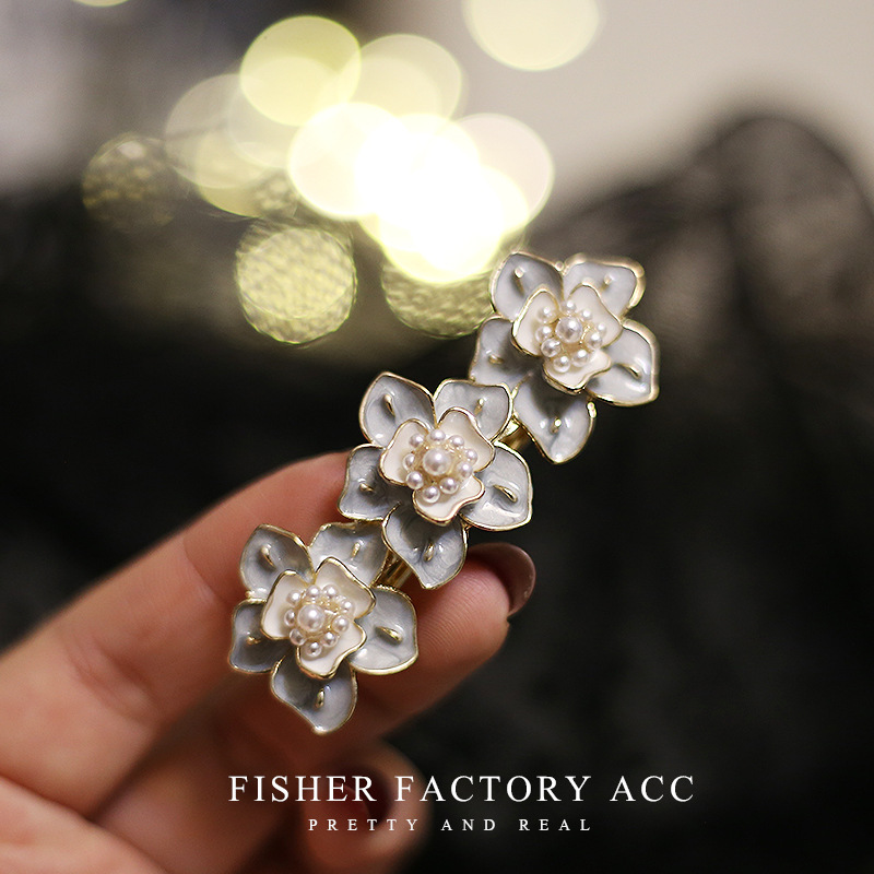 韩式优雅花朵顶夹横夹后脑勺