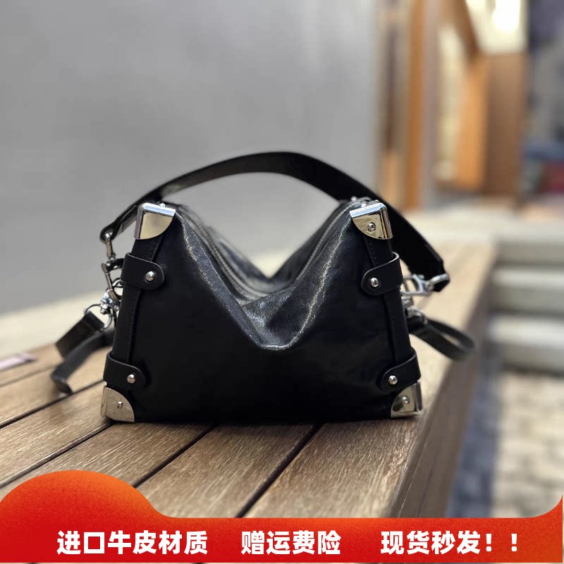 真皮软盒子包复古铆钉小方包