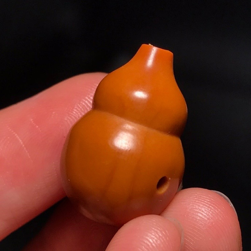 核乡缘厂家直销橄榄核雕刻葫芦三通纯手工雕刻老油核葫芦三通