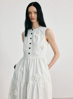 白色圆领无袖宽松手工立体花朵