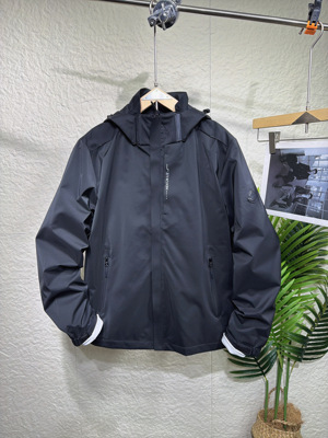 2026新款欧货可拆卸连帽外套冲锋衣外套男休闲夹克上衣男简约款