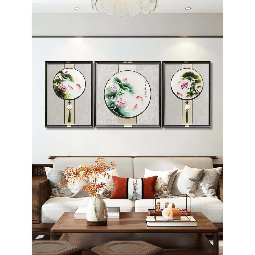新中式客厅沙发背景墙刺绣装饰画苏绣成品手工挂画高档连年有余画图片