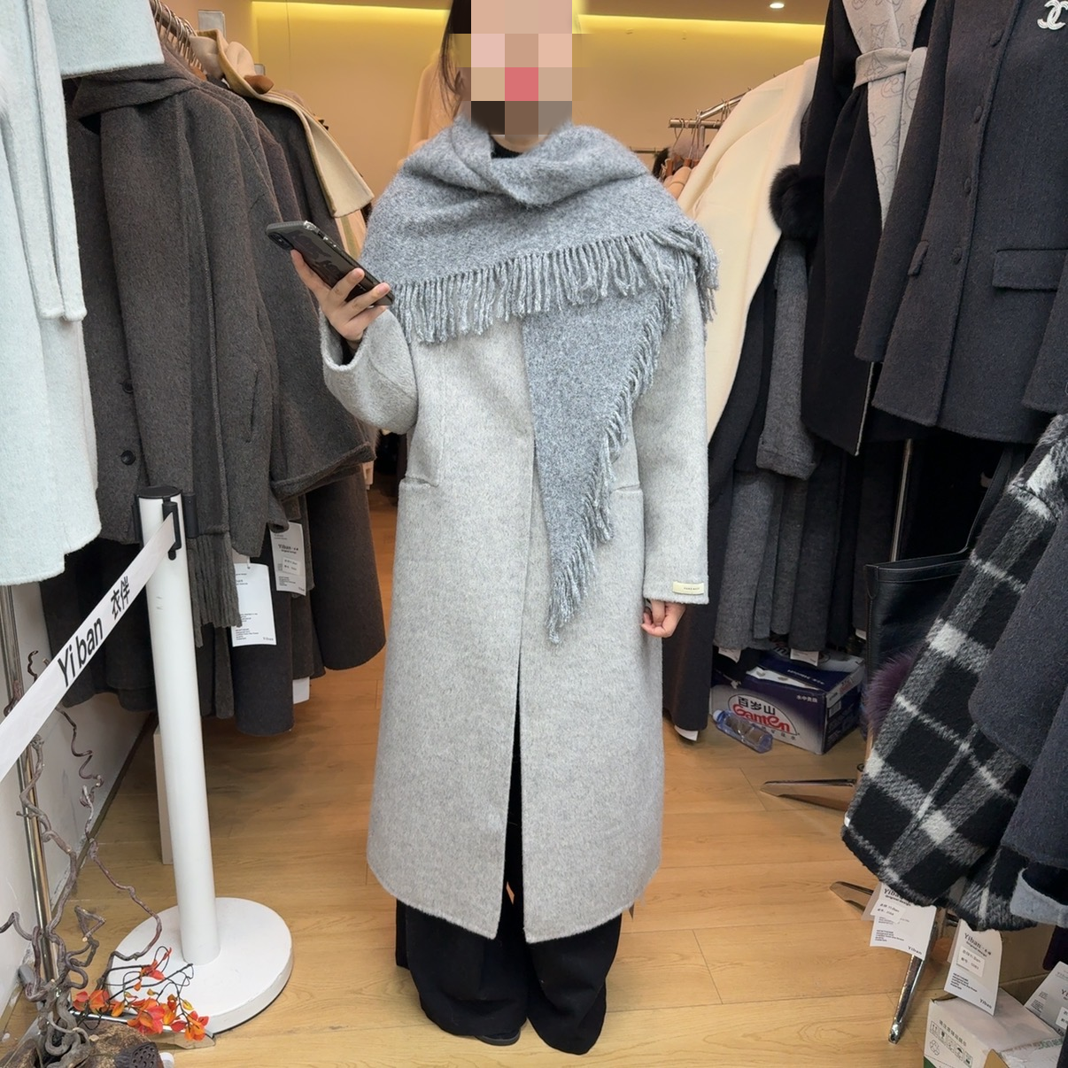 韩版时尚中长款羊毛大衣带围巾