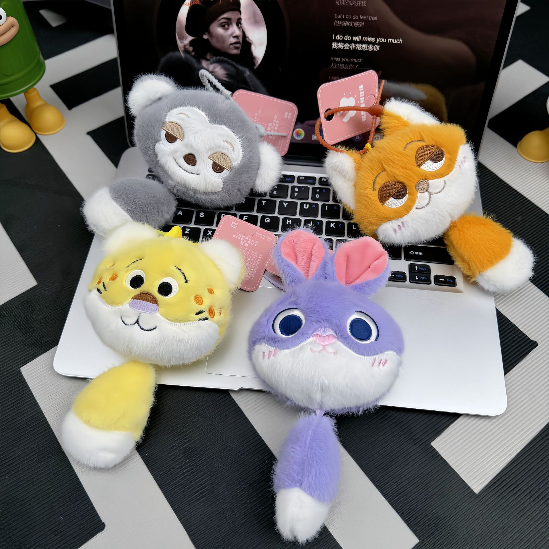 呆萌网红卡通小动物毛绒玩偶公仔