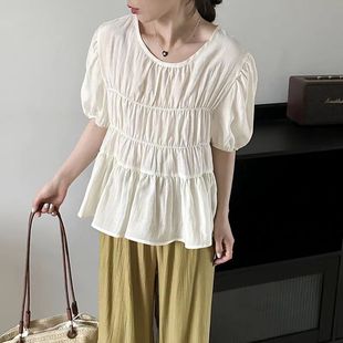 10褶皱泡泡袖 显瘦小衫