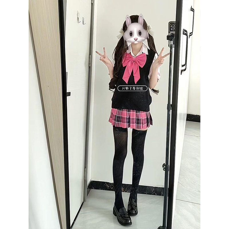 学院风日系穿搭V领针织衫背心马甲叠穿百搭小玫裙原创JK制服套装