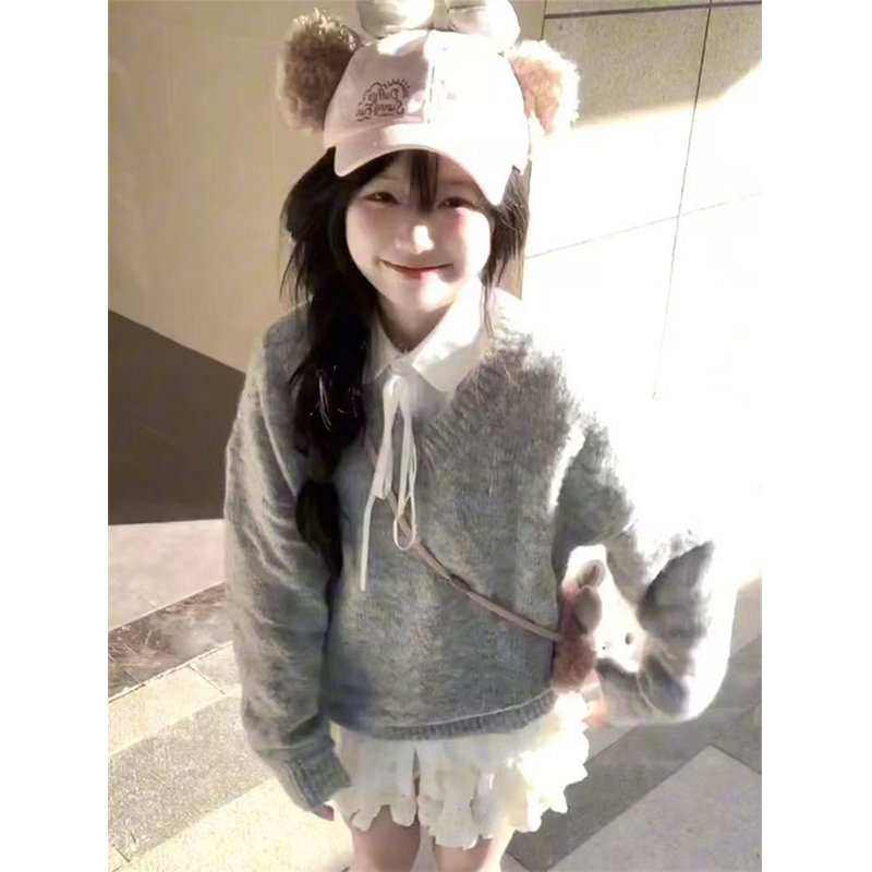 甜美可爱蝴蝶结设计感刺绣针织衫毛衣女+系带白色衬衫秋冬两件套