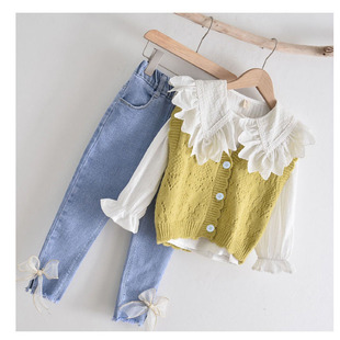 女童针织马甲春秋外穿2025新款小女孩韩版洋气儿童春季毛衣背心潮