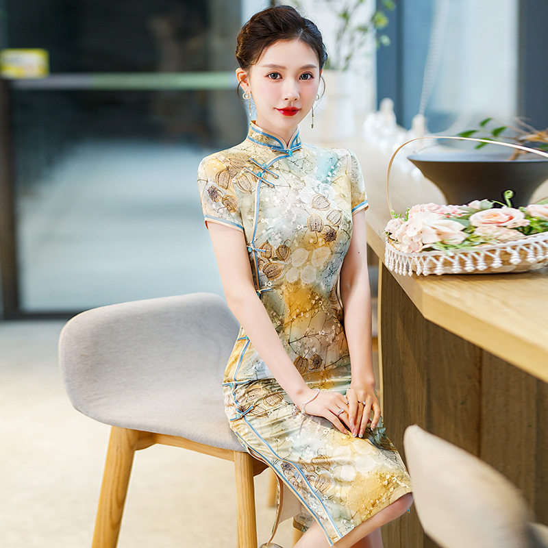 真丝旗袍2025新款高端桑蚕丝中长款新中式连衣裙女夏时尚复古