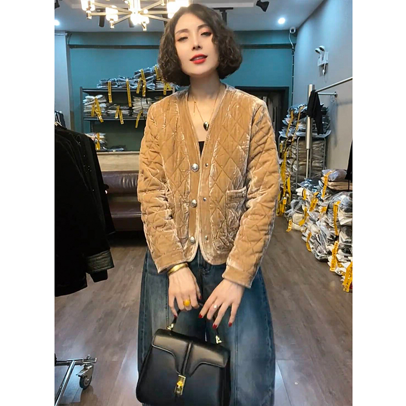 减龄高级感单排扣丝绒棉服外套女