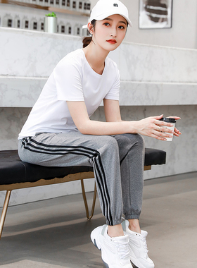 灰色运动裤女束脚宽松哈伦春秋纯棉新款卫裤显瘦三道杠条纹休闲裤