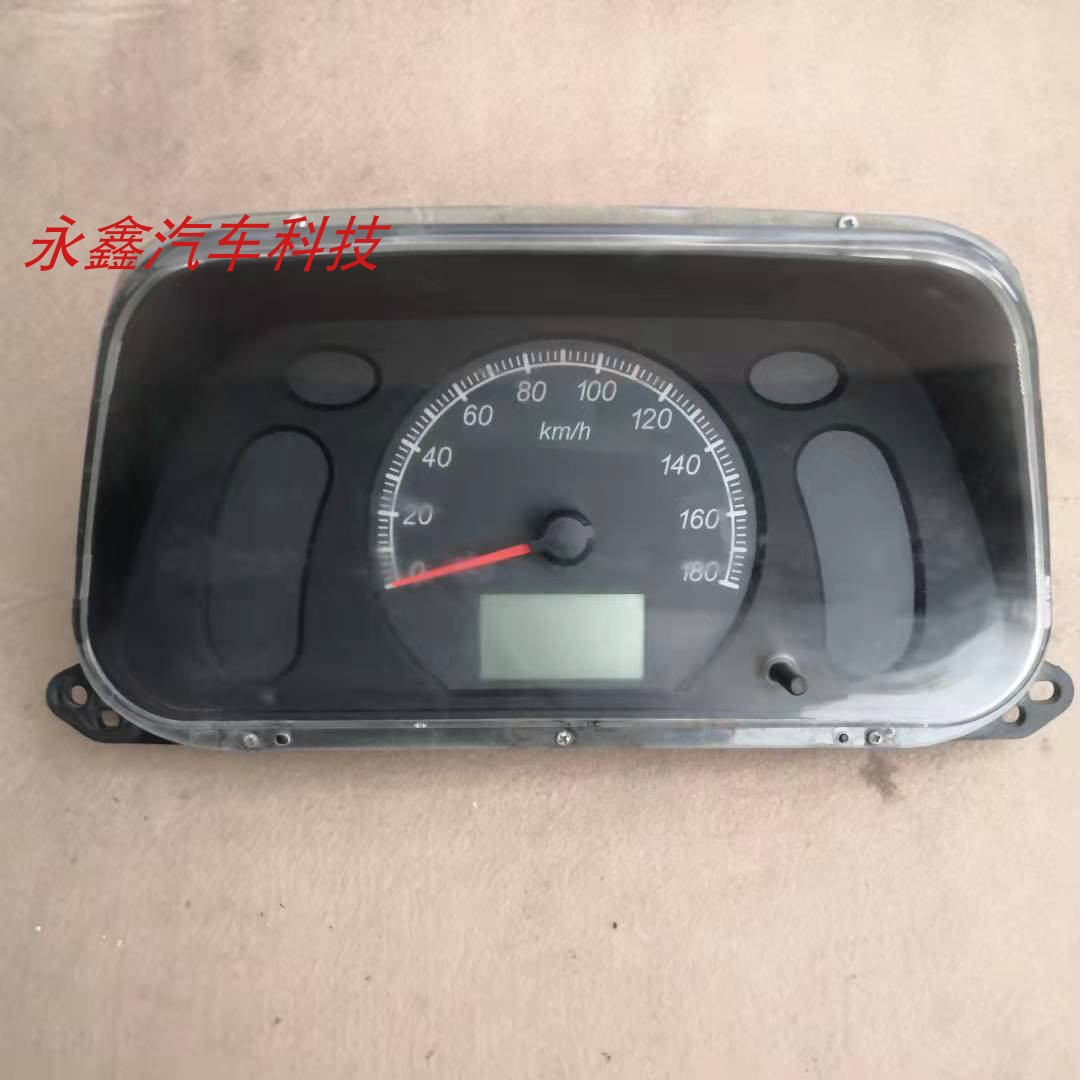 五菱之光仪表总成转速表里程表